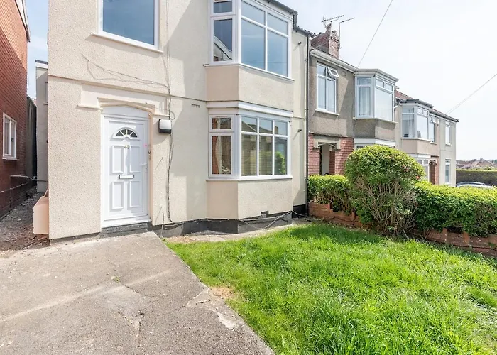 Urban Luxe - Perfect Away From Bristol